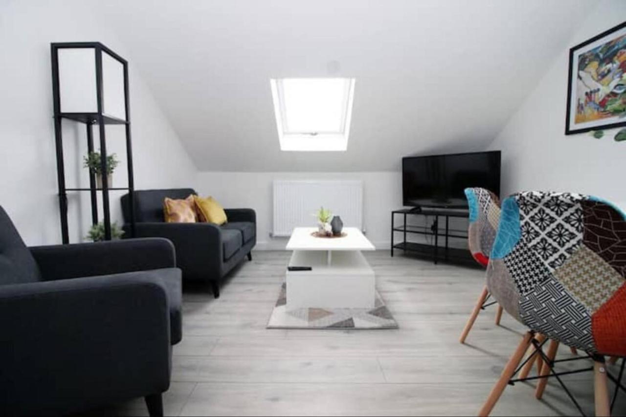 Flat In Centre